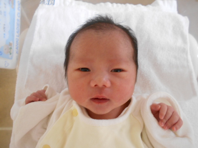 19年1月生まれの赤ちゃん 大阪市旭区の神吉産婦人科 産科 婦人科 ソフロロジー 自然分娩 妊婦健診 出産大阪市旭区の神吉産婦人科 産科 婦人科 ソフロロジー 自然分娩 妊婦健診 出産