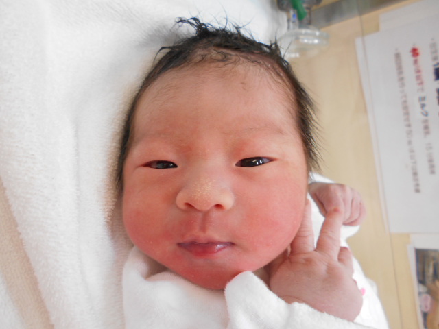 19年6月生まれの赤ちゃん 大阪市旭区の神吉産婦人科 産科 婦人科 ソフロロジー 自然分娩 妊婦健診 出産大阪市旭区の神吉産婦人科 産科 婦人科 ソフロロジー 自然分娩 妊婦健診 出産