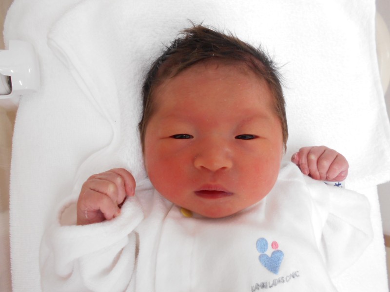 年5月生まれの赤ちゃん 大阪市旭区の神吉産婦人科 産科 婦人科 ソフロロジー 自然分娩 妊婦健診 出産